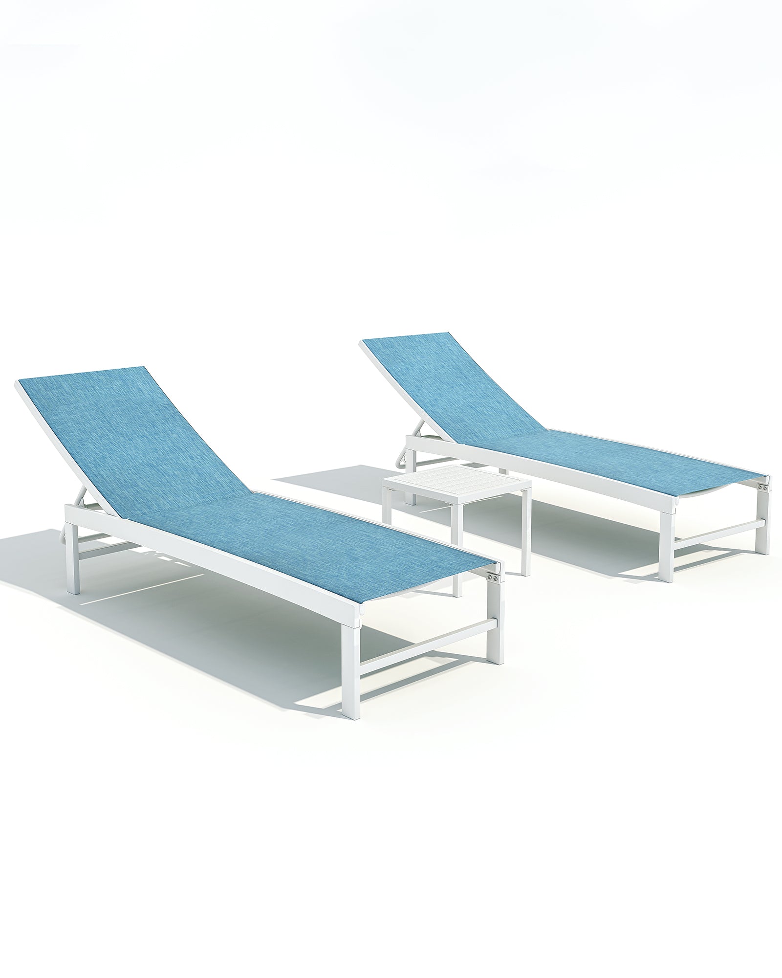 Outdoor chaise lounge cushion 2-piece set with aluminum table in Blue